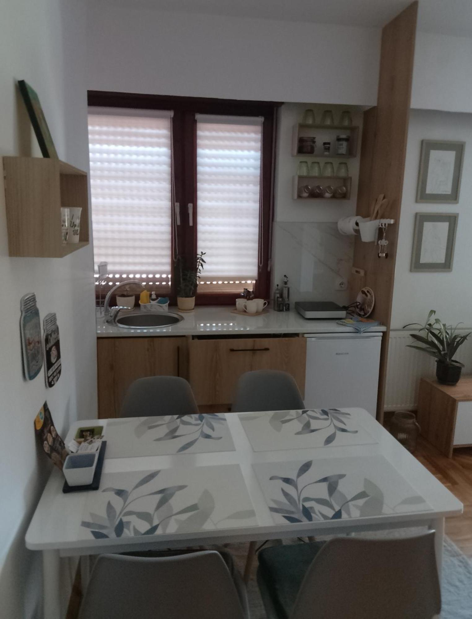 Fina Apartman Лесковац Экстерьер фото